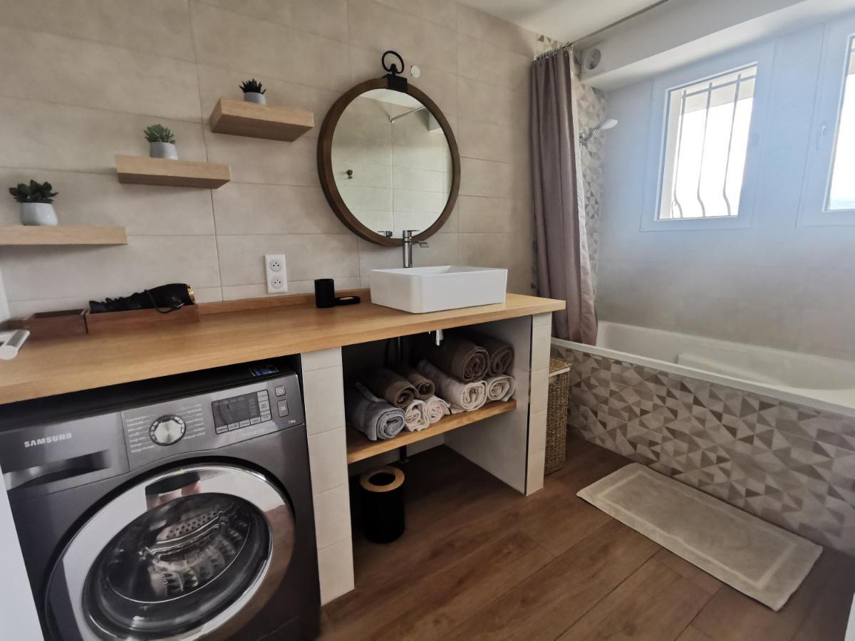 Sejour En Pleine Nature, Vue Imprenable, Jacuzzi Contes  المظهر الخارجي الصورة