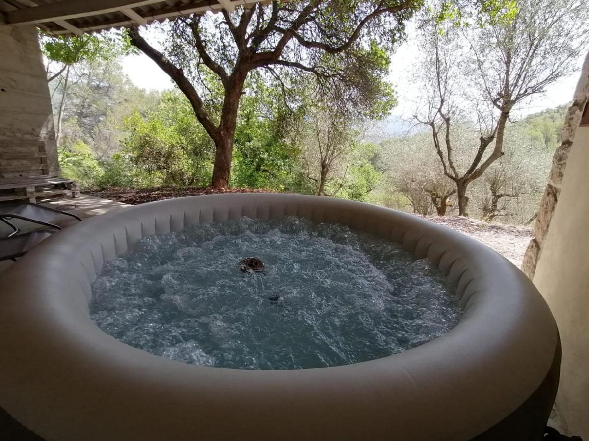 Sejour En Pleine Nature, Vue Imprenable, Jacuzzi Contes  المظهر الخارجي الصورة